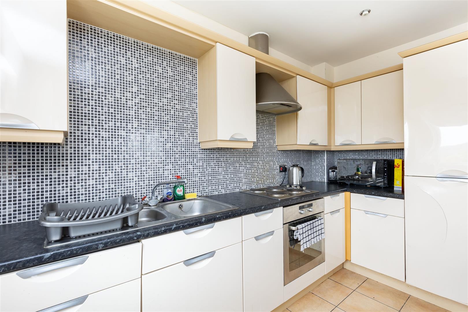 2 bed property in Main Street, Chorley